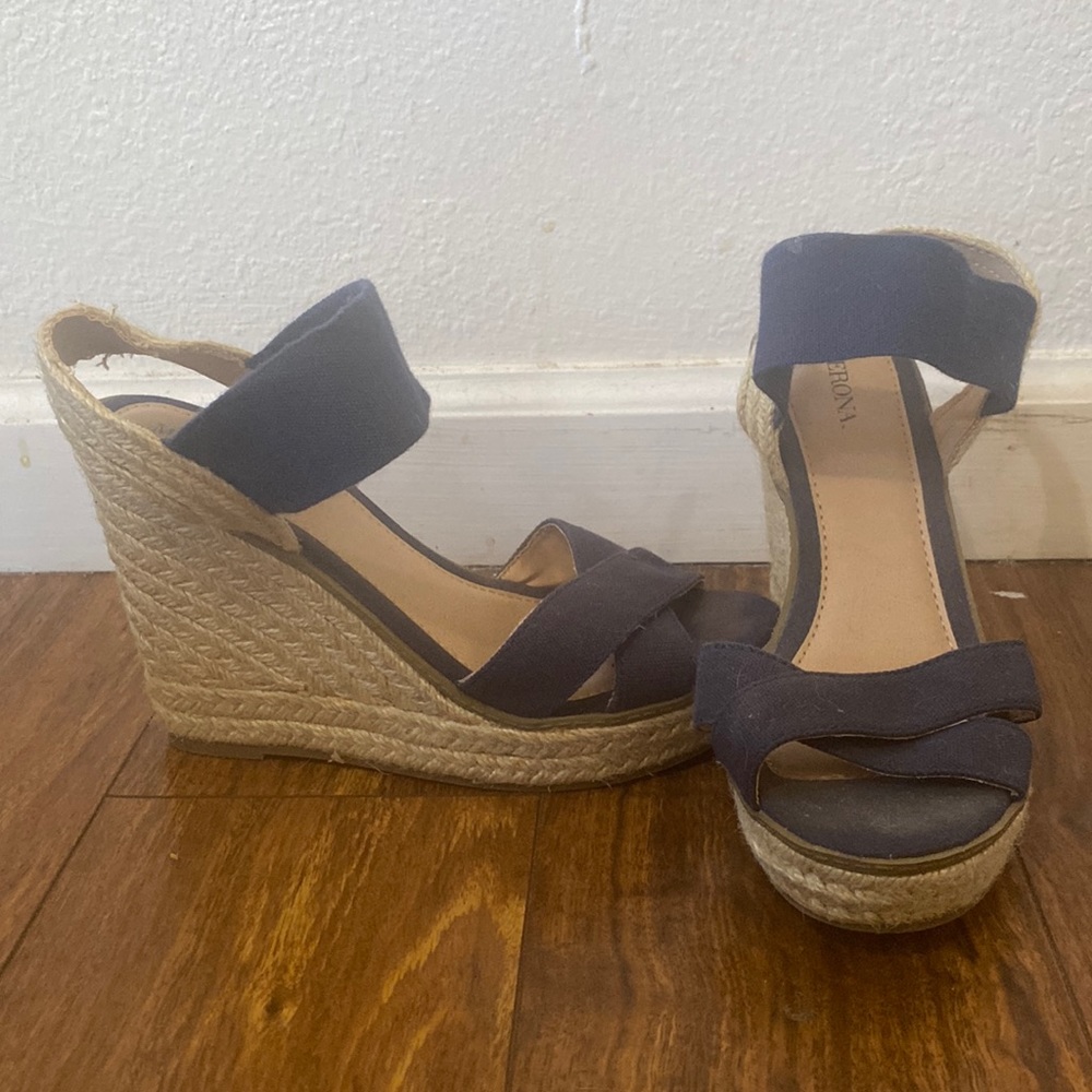 Super comfy wedges